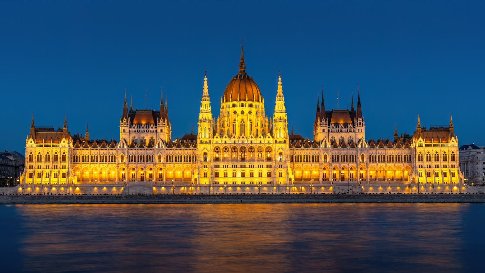 The Hungarian Parliament reflected in the Danube